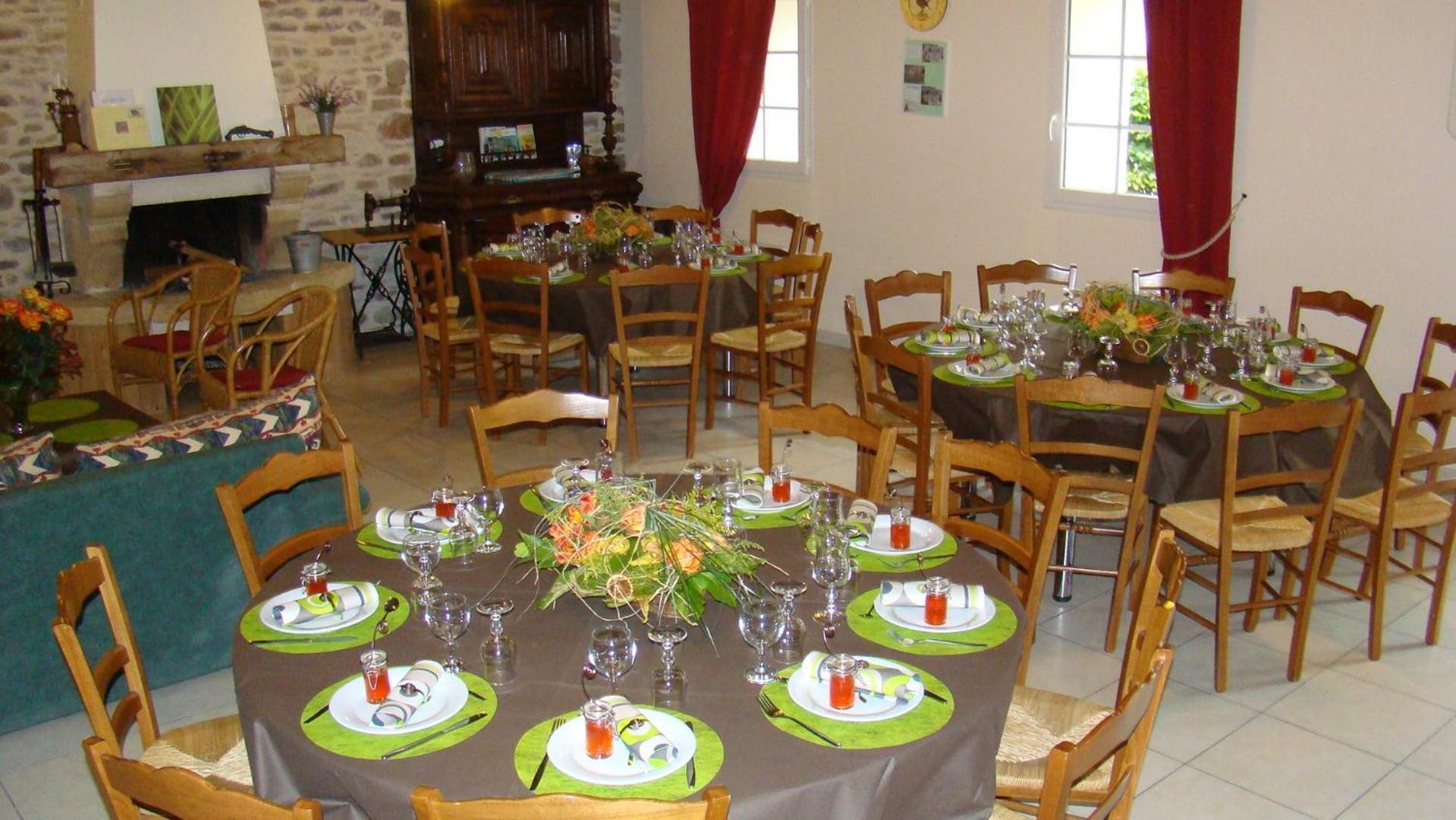 Gite De La Cour Campandré-Valcongrain Habitación foto