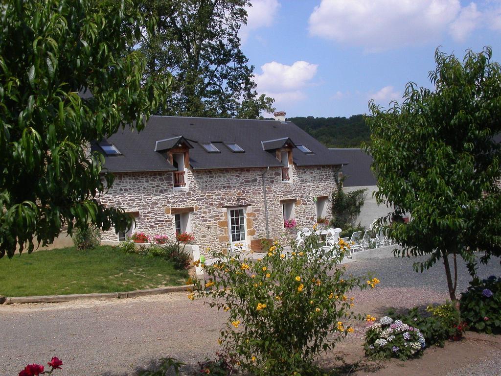 Gite De La Cour Campandré-Valcongrain Habitación foto