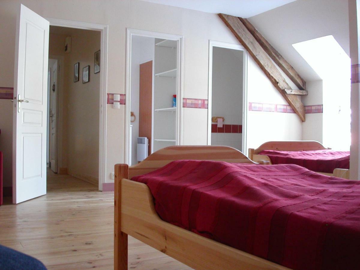 Gite De La Cour Campandré-Valcongrain Habitación foto